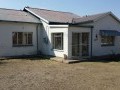 Standerton - Family Home On Very Large Stand