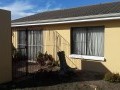 2-Bedroomed Simplex, Brackenfell 6
