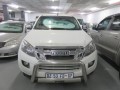 2015 Isuzu KB300 D-Teq LX Double Cab 1