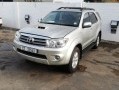 2010 Toyota Fortuner 2